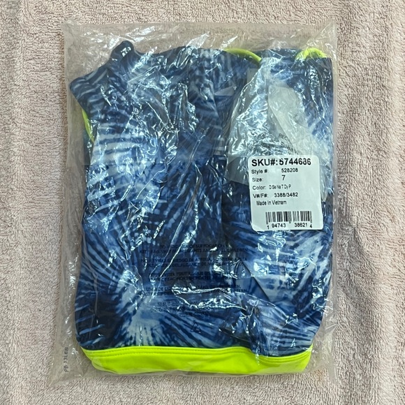 Land's End Girl's One-Piece Skirted Swimsuit - Picture 10 of 11